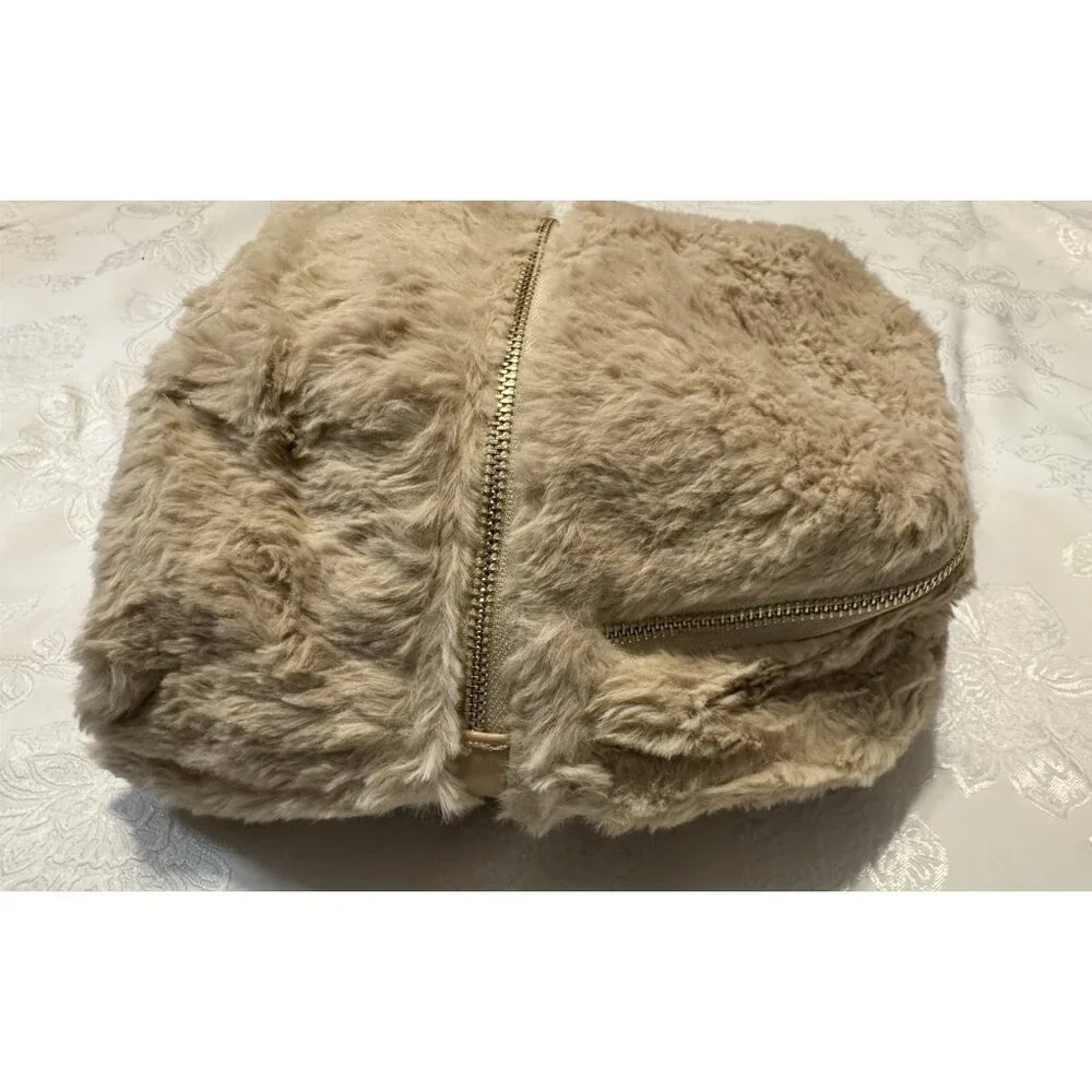 Faux Fur Furry 12